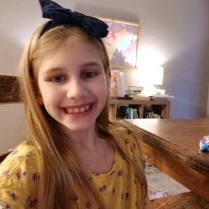 Meet your Posher, Jillian kate